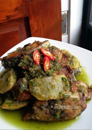 Foto resep Tongkol dan Kentang Cabe Ijo 😘
