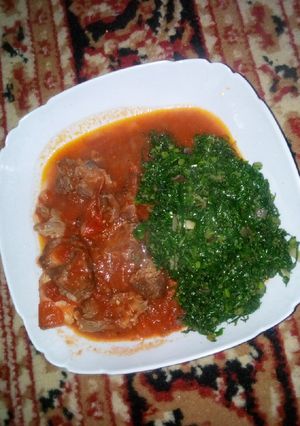 A picture of Beef stew with sukuma.