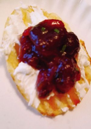 A picture of Easy Cranberry Salsa.