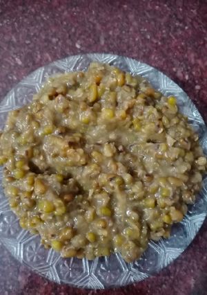 मुगाचा हलवा (moongacha halwa recipe in marathi) रेसिपी चे मुख्य फोटो 