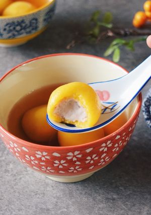 南瓜芋頭湯圓配菊花茶 的食譜成品照片