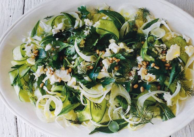 Lebanese cucumber and fennel salad