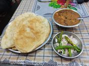 A picture of semolina bhature and chole