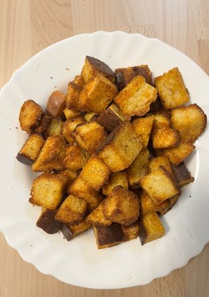 Foto di Crostini di pane speziati in friggitrice