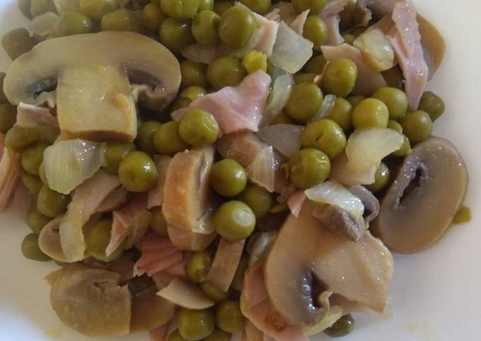 Guisantes con jamón de York y champiñones Receta de Maria Mancheguita-  Cookpad