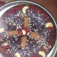 A picture of Oreo Biscuit cake.