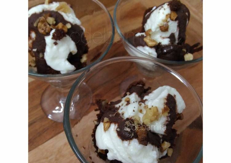 Recipe of Appetizing Whole Wheat Brownie Sundae (without sugar)