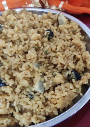 सिंधी तहरी(sindhi tahri recipe in hindi) रेसिपी मुख्य फोटो