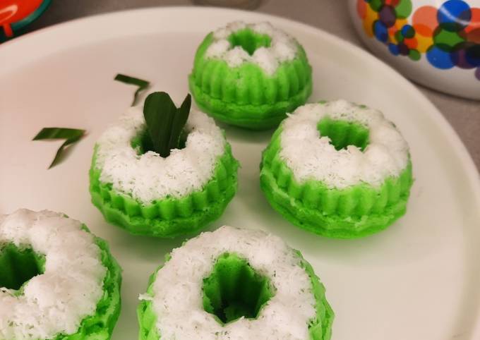 Kue Putu Ayu