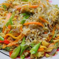 A picture of Bihun Goreng.
