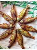 Mourola maach bhaja (Bengali style fish fry)