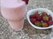 Une photo de smoothie blender yaourt