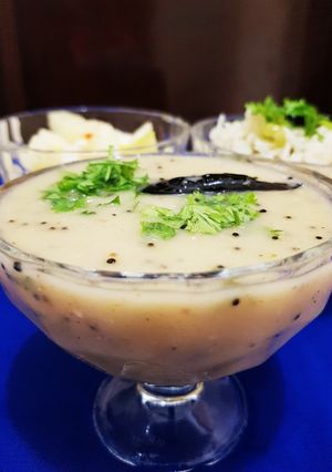A picture of White kadi.