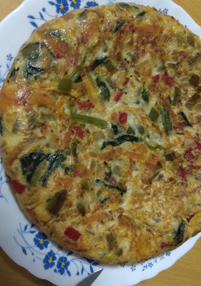 Una foto de Tortilla de verduras