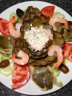 Una foto de Alcachofas rellenas con camarones