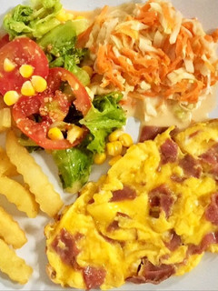 Foto resep Coleslaw, scrambled egg, and italian salad. Gampang, praktis!
