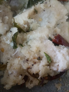 ரவை உப்புமா(rava upma recipe in tamil) செய்முறை முக்கிய புகைப்படம்
