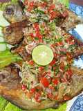 Ikan Bawal Goreng dan Panggang Sambal Matah