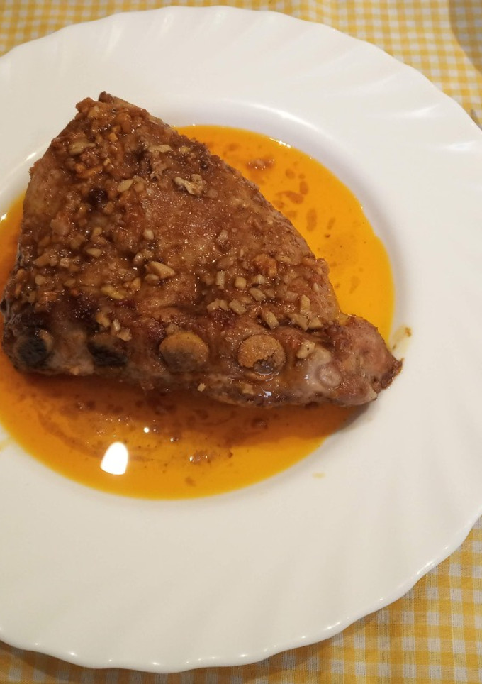 Una foto de Costillar de churrasco de cerdo marinado y horneado