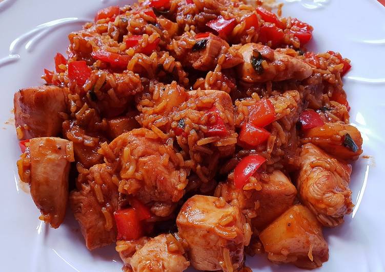 Recipe of Ultimate Pineapple chicken fried rice