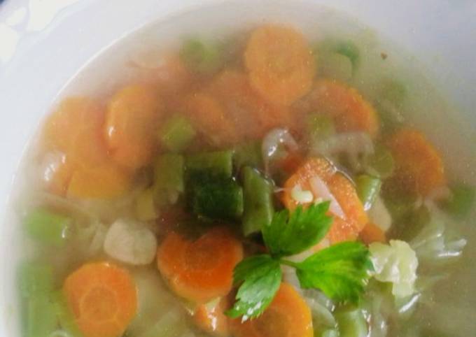 Sup sayur simpel
