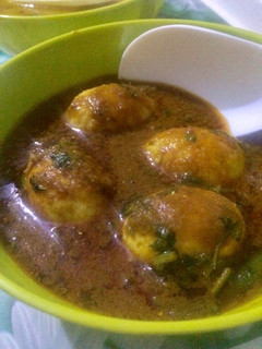 A picture of Egg masala curry.