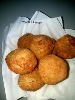 A picture of Yam Balls.