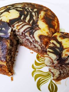 এগ লেস জেব্রা কেক (eggless zebra cake recipe in Bengali) রেসিপির প্রধান ছবি