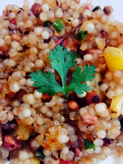 साबूदाना खिचड़ी (sabudana khichdi recipe in Hindi) रेसिपी मुख्य फोटो
