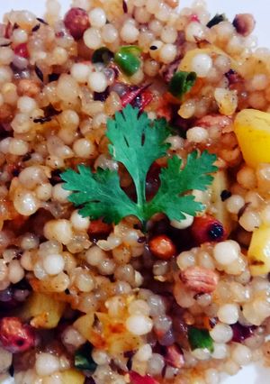 साबूदाना खिचड़ी (sabudana khichdi recipe in Hindi) रेसिपी मुख्य फोटो