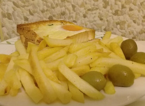 Una foto de Sándwich tostado a la francesa! 🍞🧀🍅