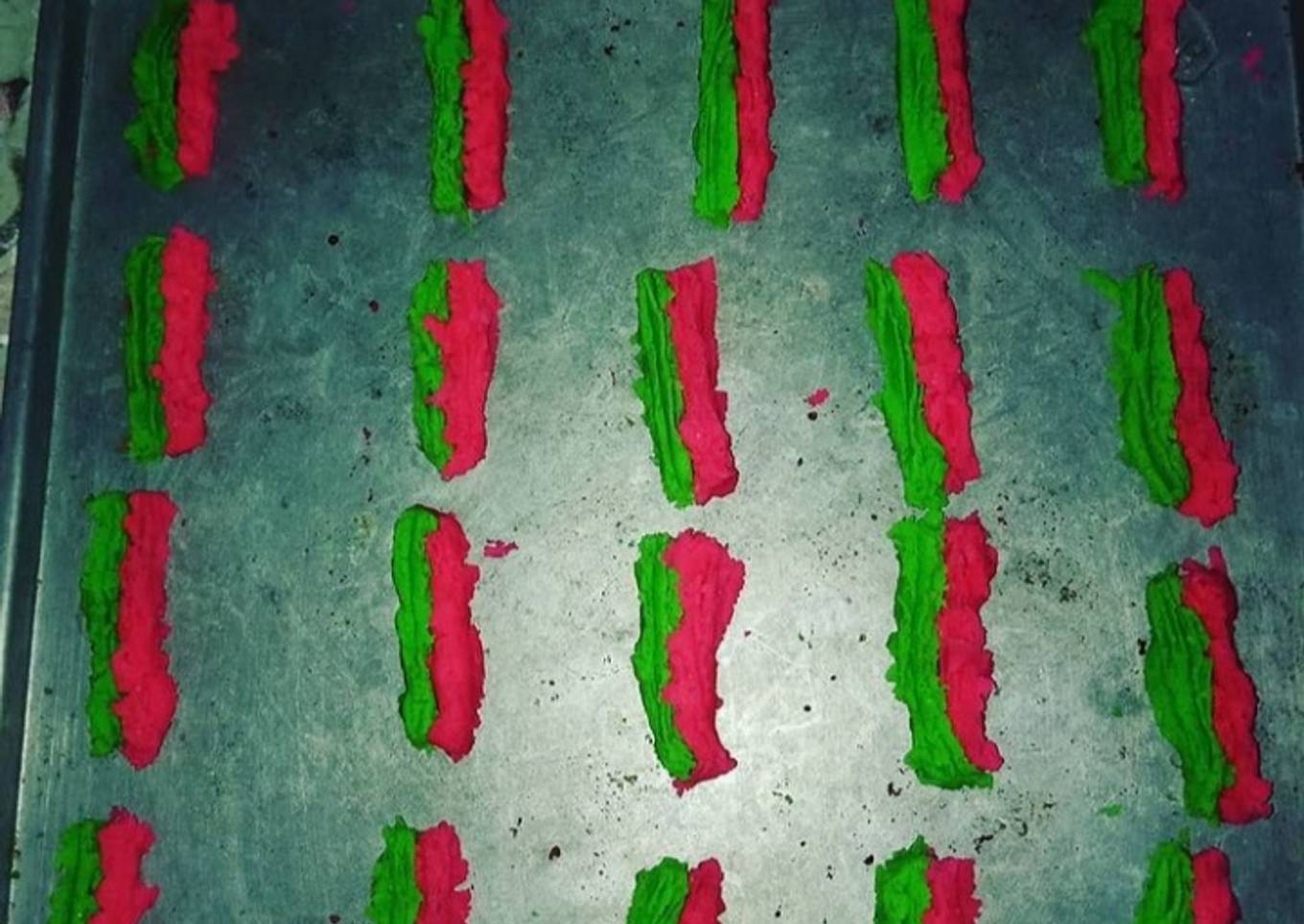 Kue kering sumprit warna warni
