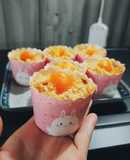 Bánh bông lan trứng muối chà bông sốt phô mai