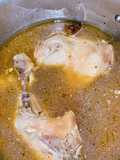 Frango ensopado na panela de pressão