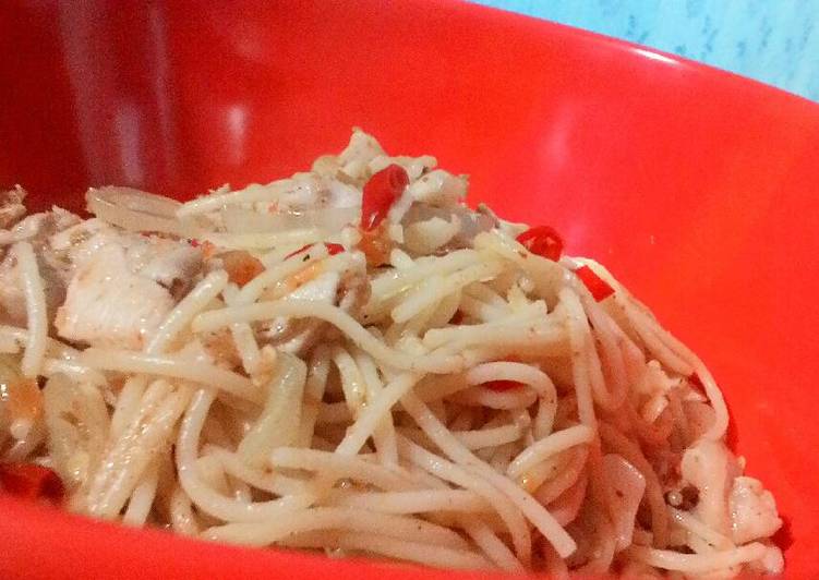 Cara Gampang Menyiapkan Spaghetti aglio olio, Lezat