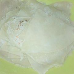 A picture of Samosa sheets.