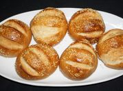 A picture of sesame bread rolls