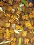Tempe dan Cecek Sapi Tumis Bumbu