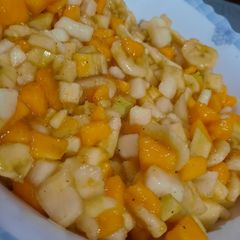 A picture of Simple Fruit chaat.