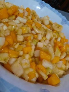 A picture of Simple Fruit chaat.