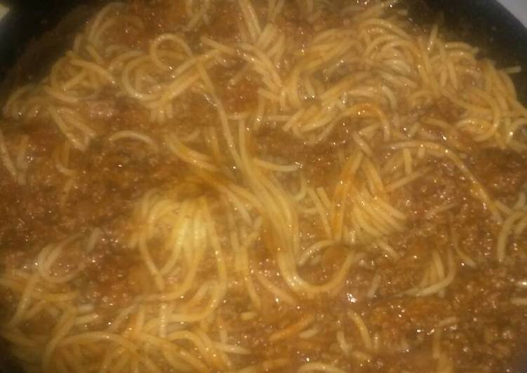 Step-by-Step Guide to Make Quick Spaghetti &amp; Meat Sauce