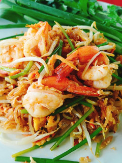 A picture of Pad Thai with Fresh Shrimp.