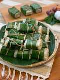 Lemper Ayam (Chicken wrapped in Glutinous Rice)