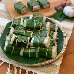 Lemper Ayam (Chicken wrapped in Glutinous Rice) A picture of Lemper Ayam (Chicken wrapped in Glutinous Rice).