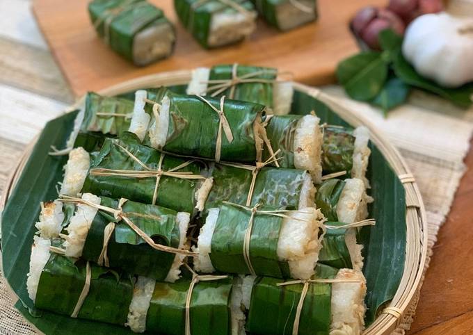 Easiest Way to Prepare Super Quick Homemade Lemper Ayam (Chicken wrapped in Glutinous Rice)
