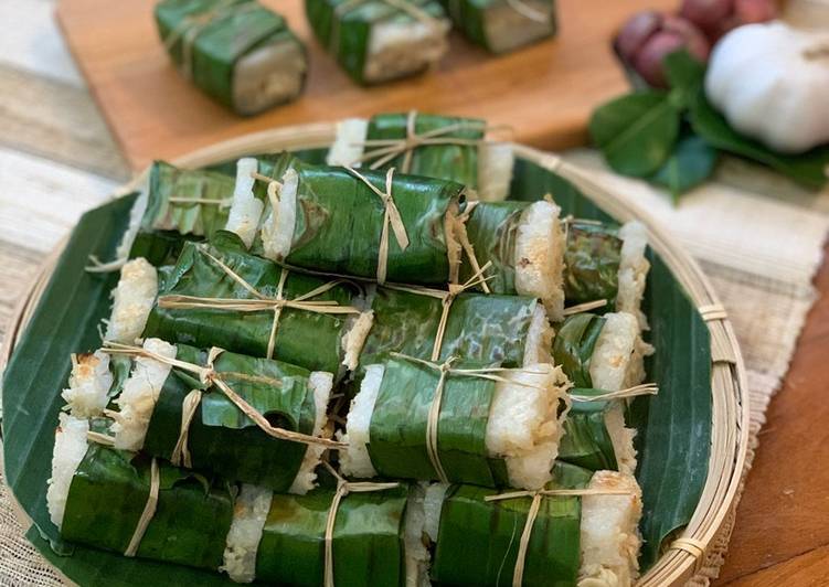 Simple Way to Prepare Any-night-of-the-week Lemper Ayam (Chicken wrapped in Glutinous Rice)