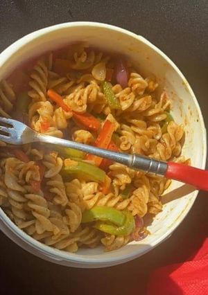 मसाला पास्ता (masala pasta recipe in Hindi) रेसिपी मुख्य फोटो