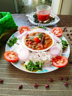 રાજમા ચાવલ (Rajma Chawal Recipe In Gujarati) રેસીપી મુખ્ય ફોટો