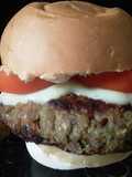 Hamburguesas🍔 de frijol rojo, brócoli🥦 y berenjena🍆.