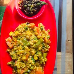 A picture of Kodo Millets dal kichade.